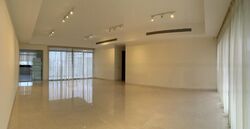 Latitude (D10), Condominium #579697401